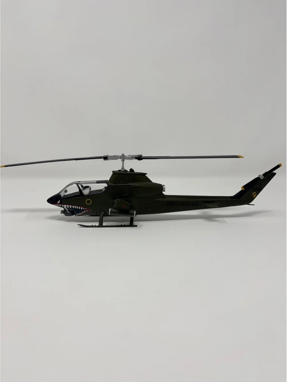 1/48 corgi Bell AH-1 Cobra Diecast model